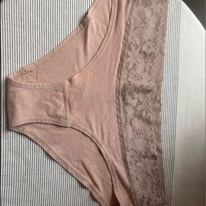 Nude Victoria Secret hipster underwear Medium